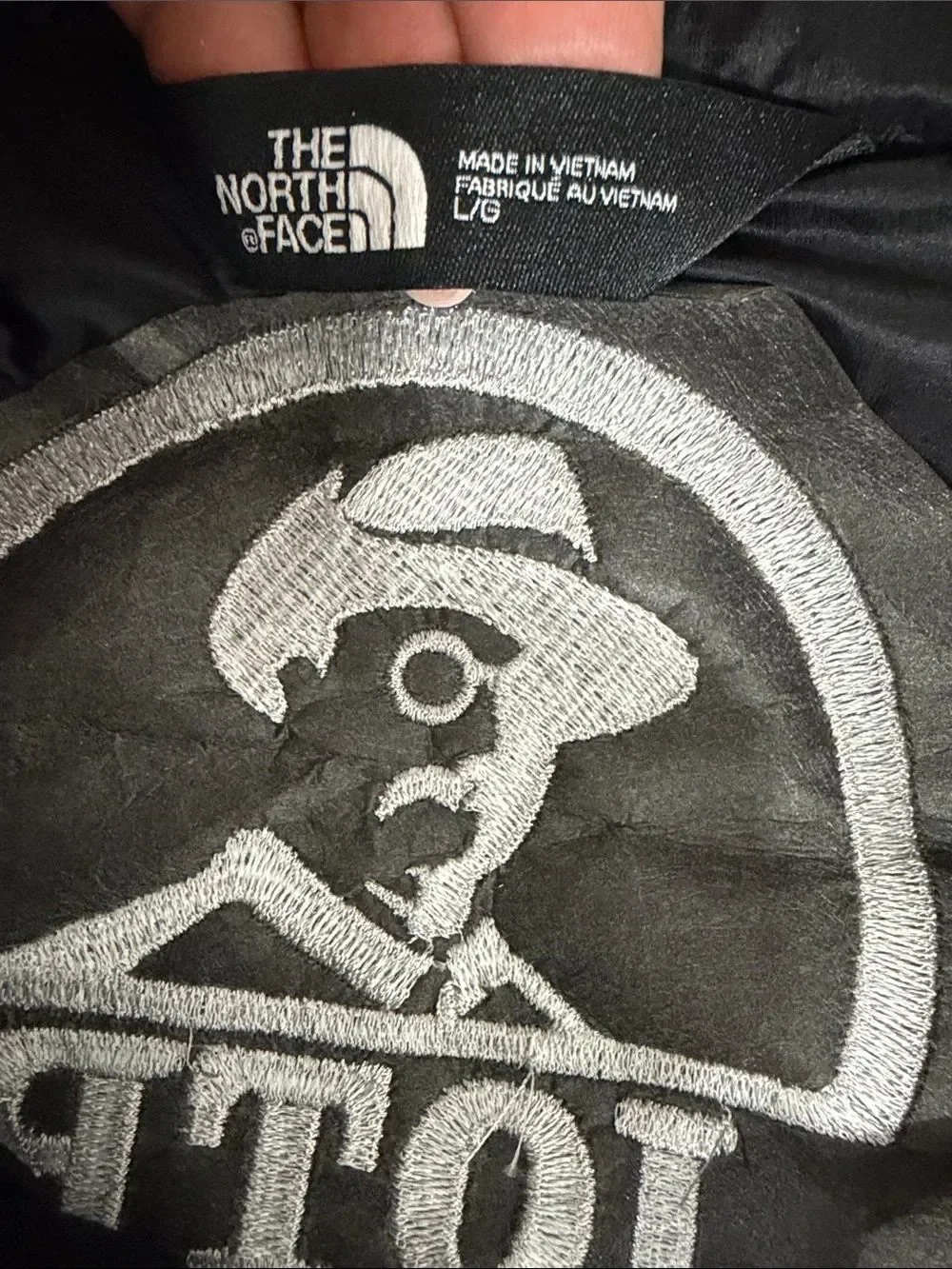 The North Face ThermoBall Jacket Men’s Large Black Insulated IOTR Logo NWT